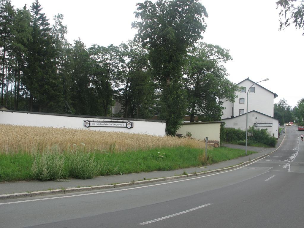 Hotel Gasthof-Pension Leupold Selbitz Exterior foto